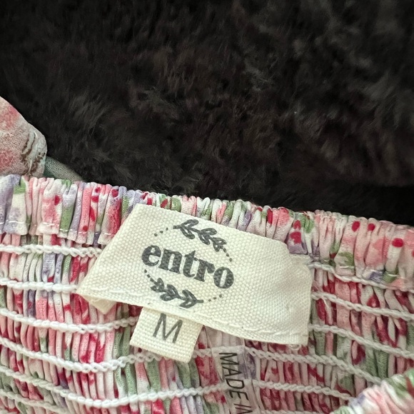 Pink Floral Tiered Maxi Dress with Smocked Bodice and Puff Sleeves - Picture 3 of 7